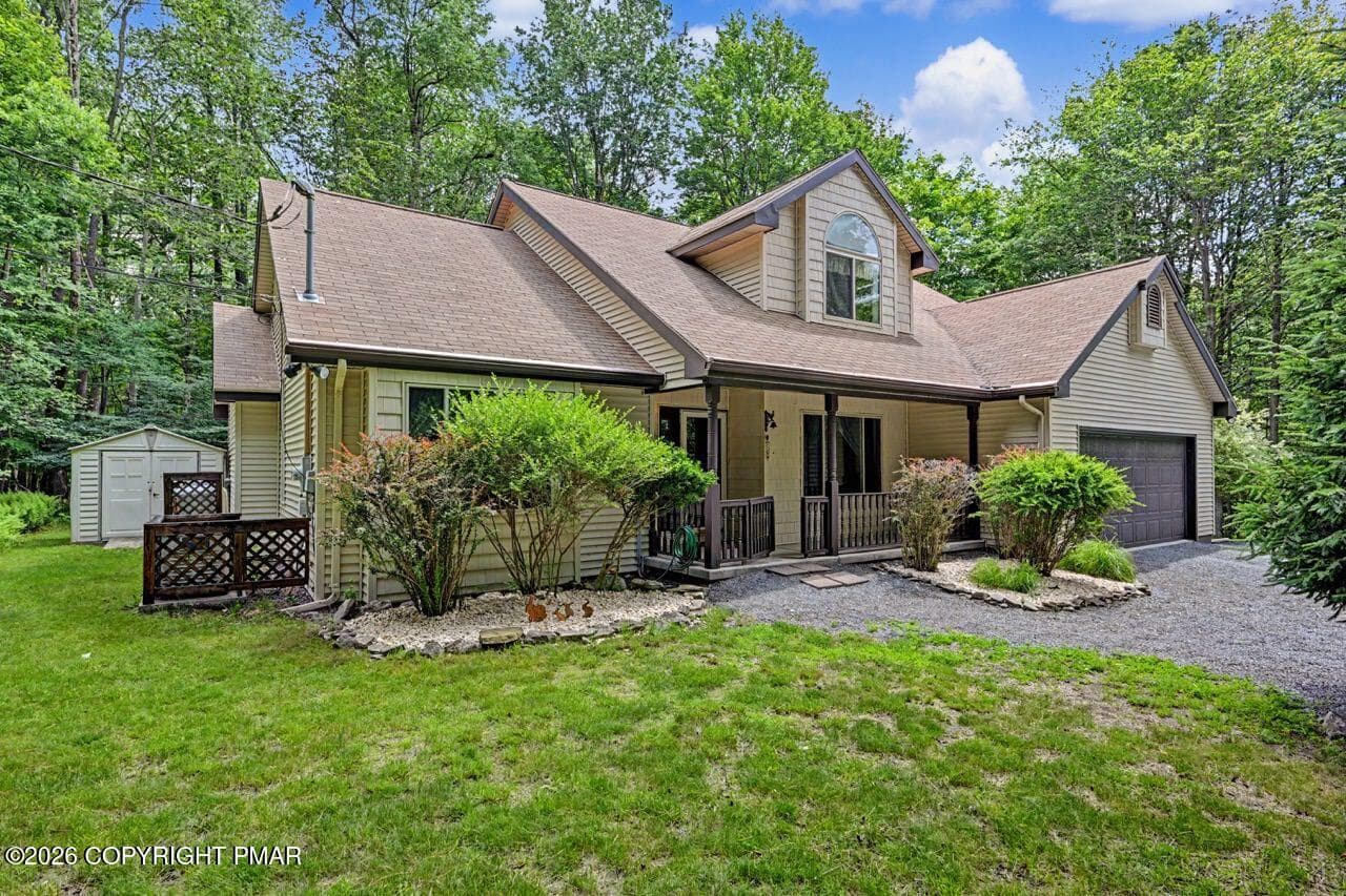 6 Blue Jay Ln 04 Large - 6 Blue Jay Lane, Gouldsboro, PA 18424, Gouldsboro