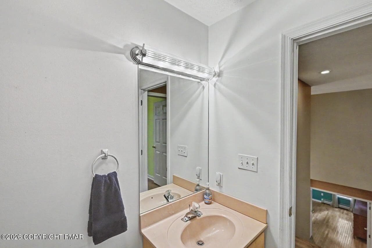 6 Blue Jay Ln 49 Large - 6 Blue Jay Lane, Gouldsboro, PA 18424, Gouldsboro