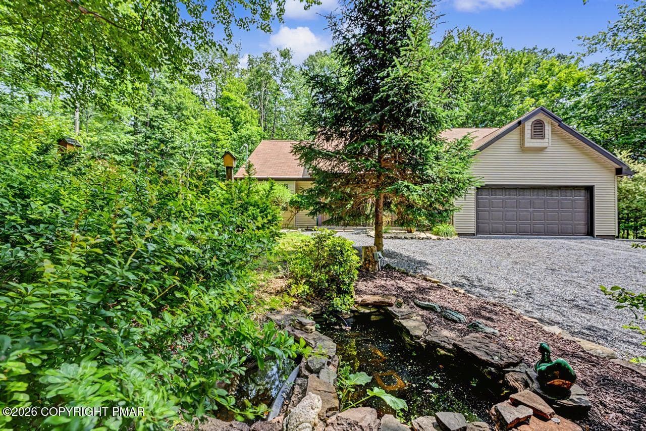 6 Blue Jay Ln 69 Large - 6 Blue Jay Lane, Gouldsboro, PA 18424, Gouldsboro
