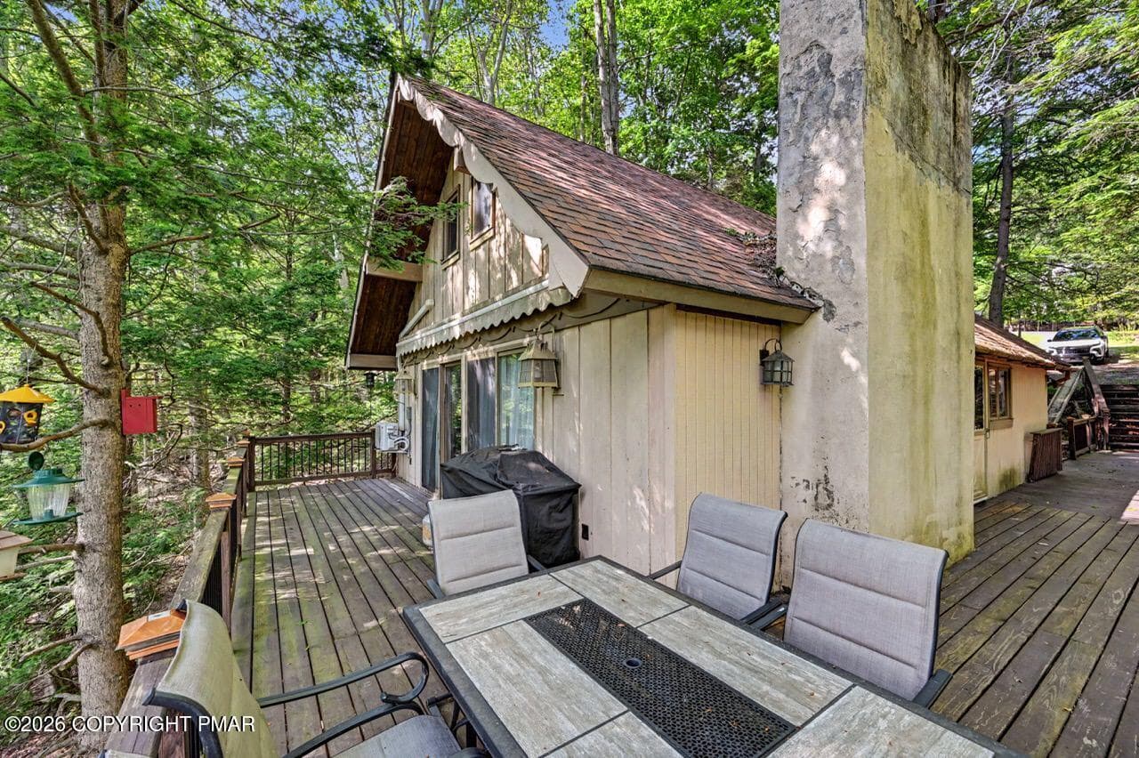 25 Bruin Rd 07 Large - 25 Bruin Road, Lake Ariel, PA 18436, Lake Ariel