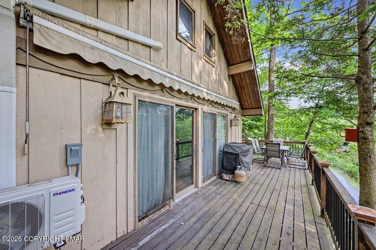 25 Bruin Rd 08 Large - 25 Bruin Road, Lake Ariel, PA 18436, Lake Ariel