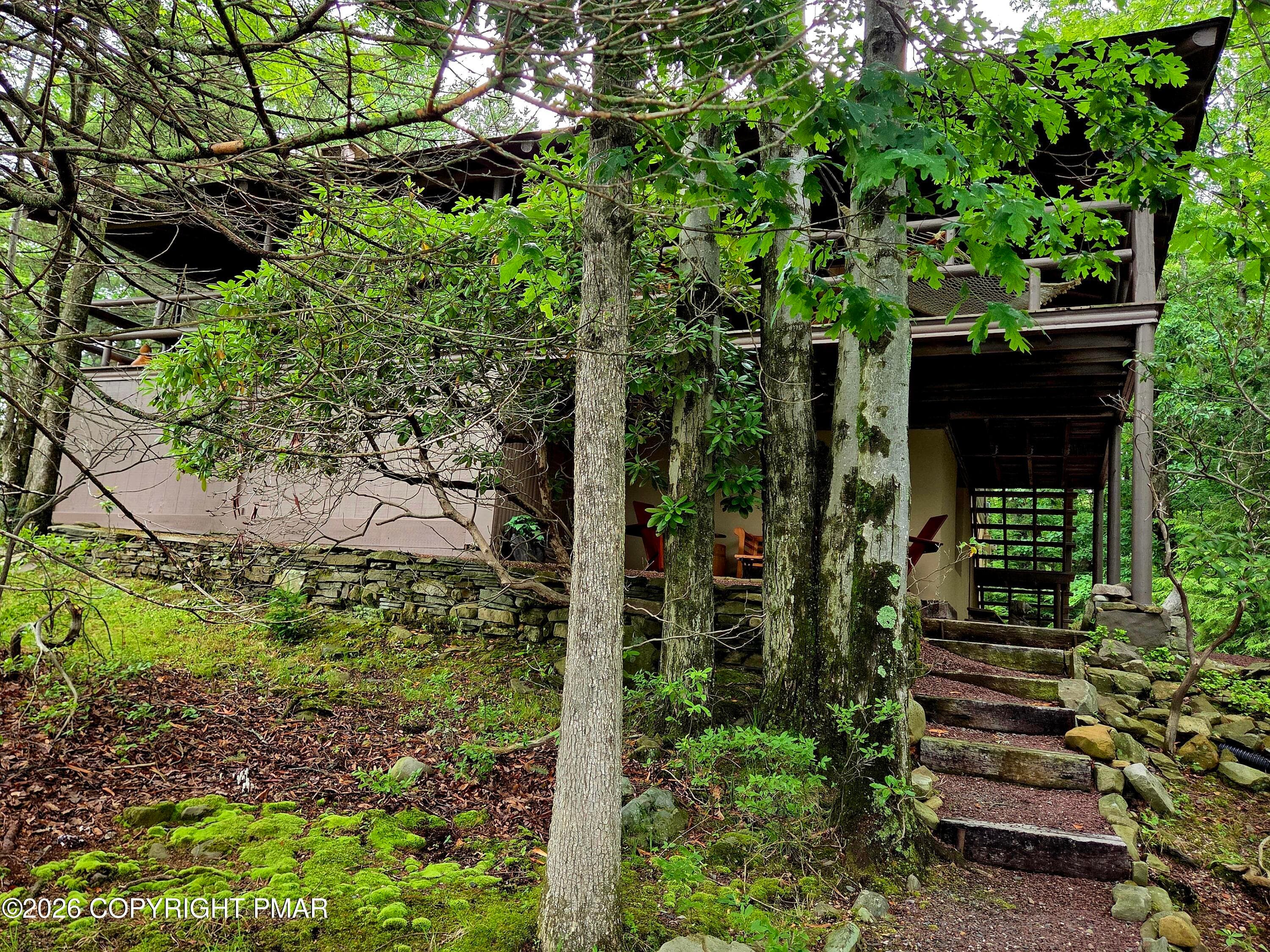 nk up house - 322 Crescent Lake Road, Scotrun, PA 18355, Scotrun