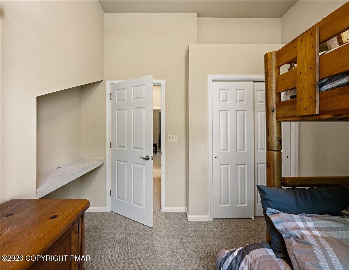 36-HomeView_Media-40_Summit_Wind_Dr - 40 Summit Wind Drive, Lake Harmony, PA 18624