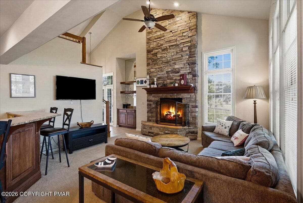 11-HomeView_Media-40_Summit_Wind_Dr - 40 Summit Wind Drive, Lake Harmony, PA 18624