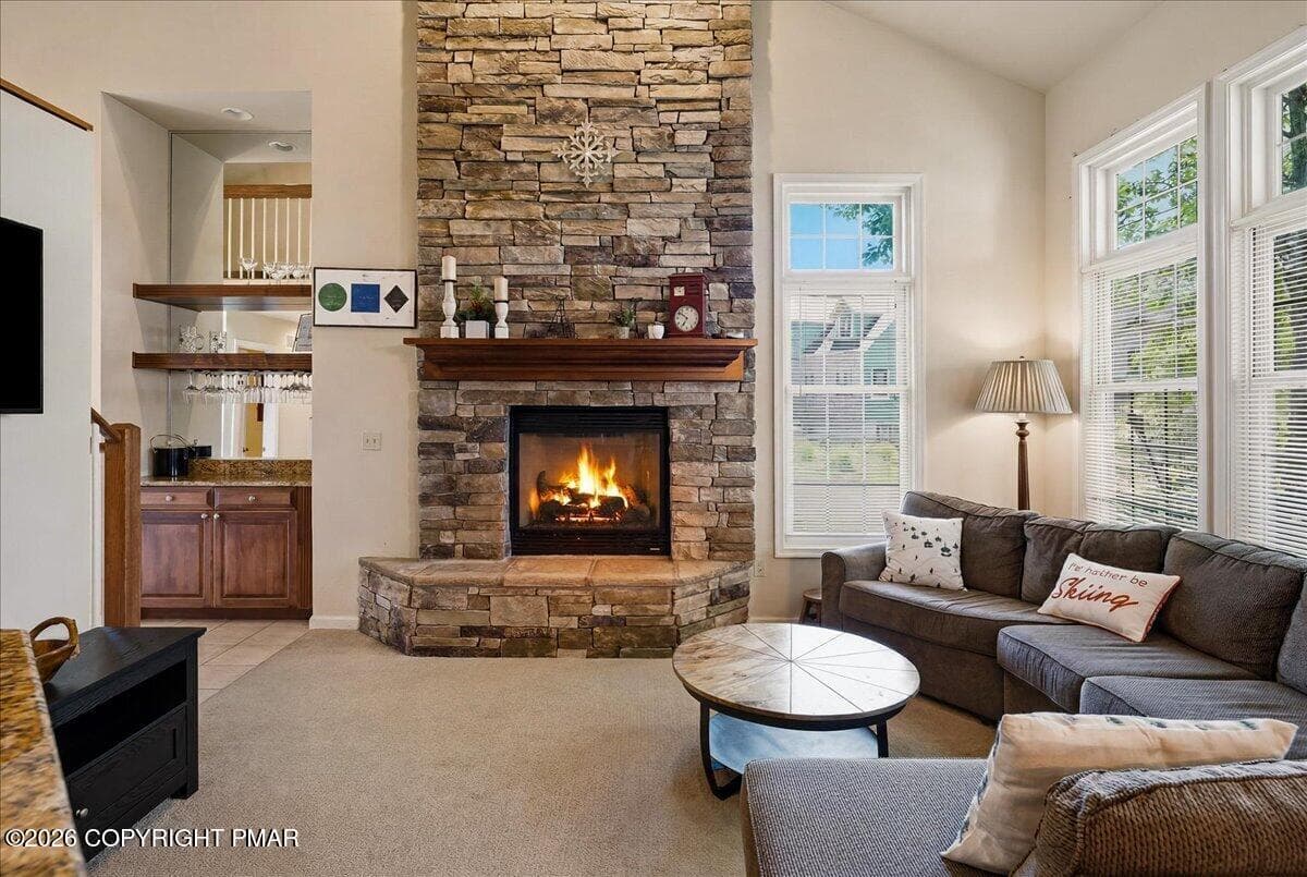 10-HomeView_Media-40_Summit_Wind_Dr - 40 Summit Wind Drive, Lake Harmony, PA 18624