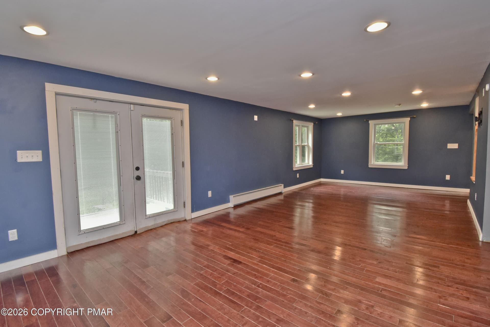 3 Living Room (1) - 112 Candy Court, Stroudsburg, PA 18360
