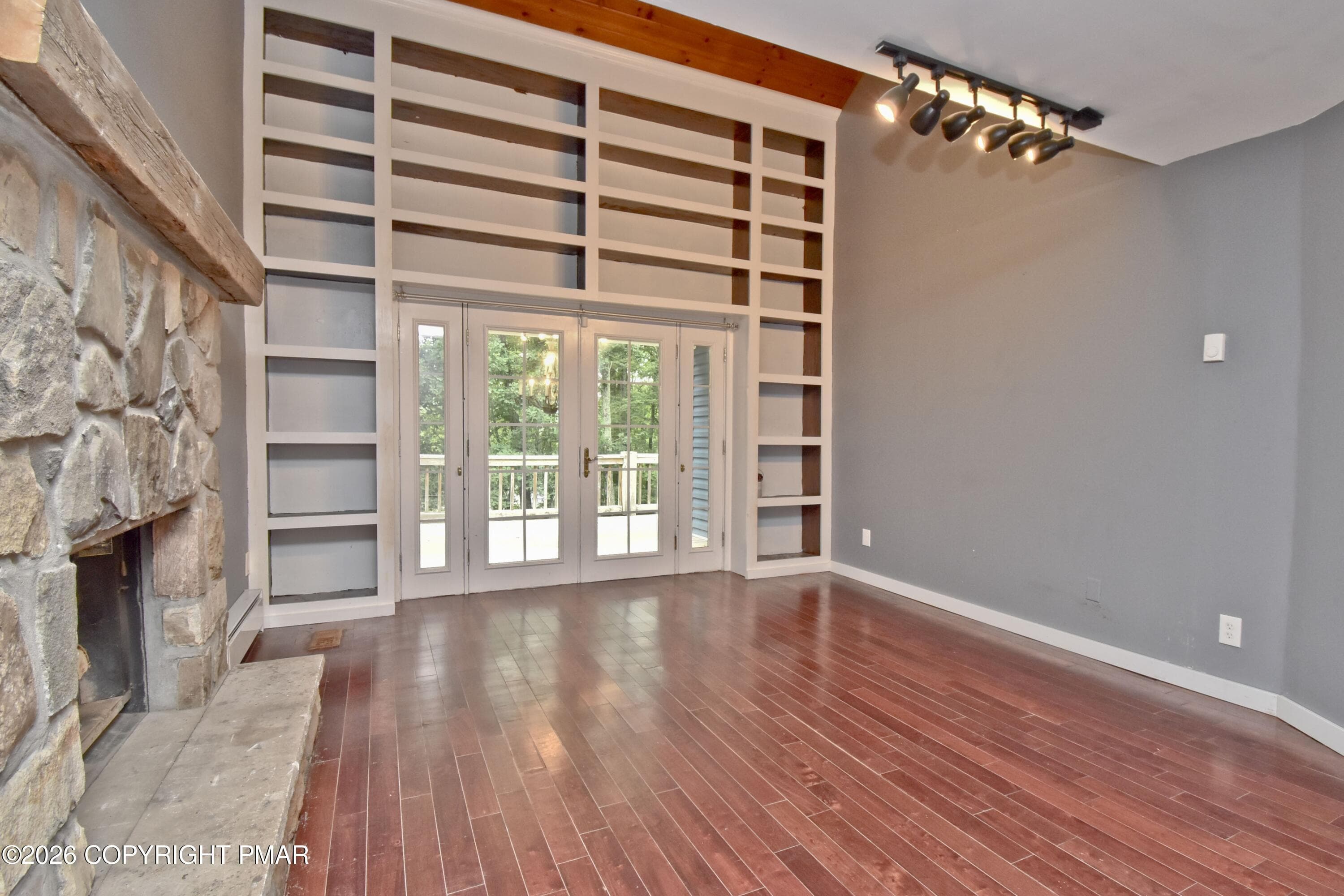 4 Family Room (1) - 112 Candy Court, Stroudsburg, PA 18360, Stroudsburg