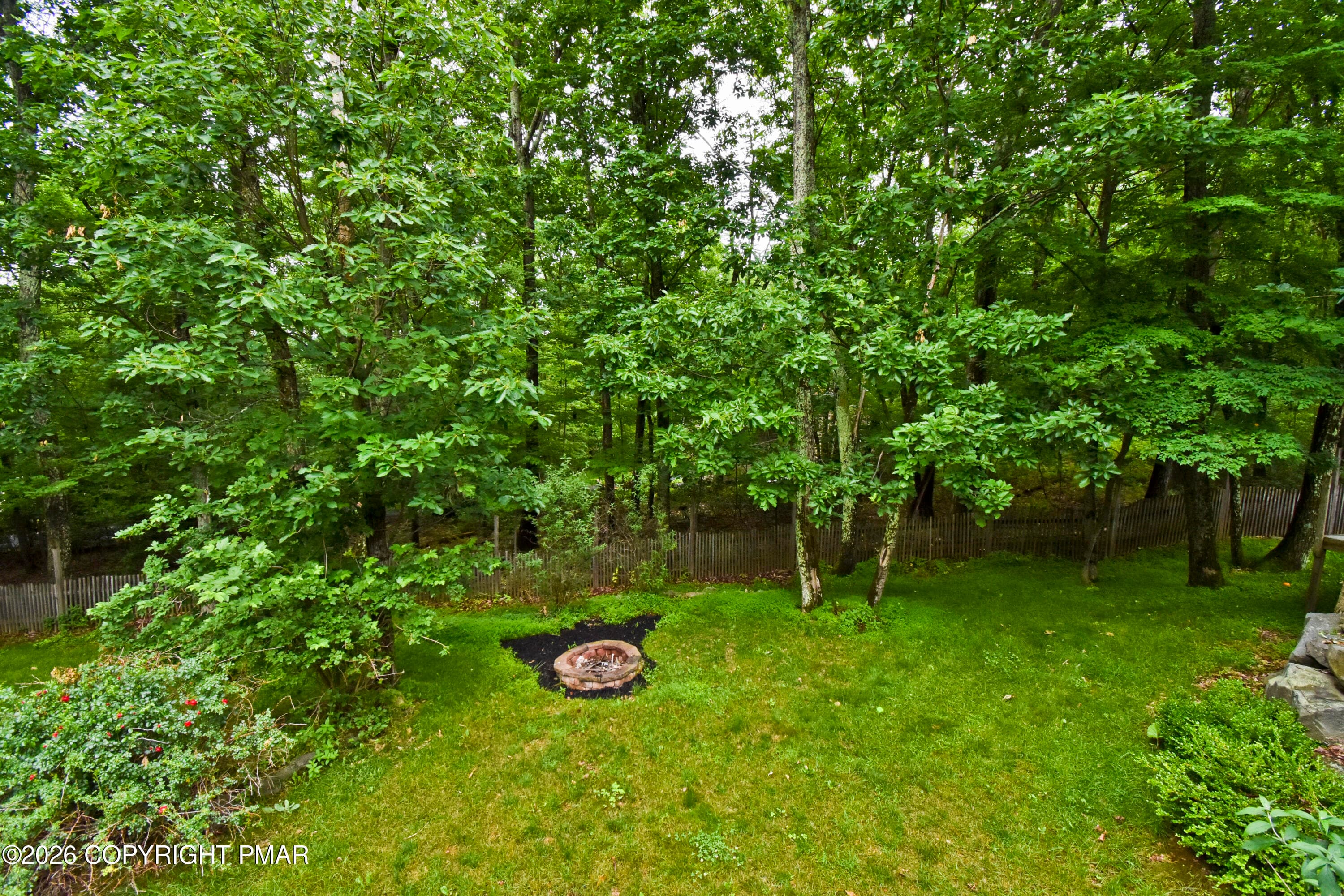 18 Yard (2) - 112 Candy Court, Stroudsburg, PA 18360, Stroudsburg