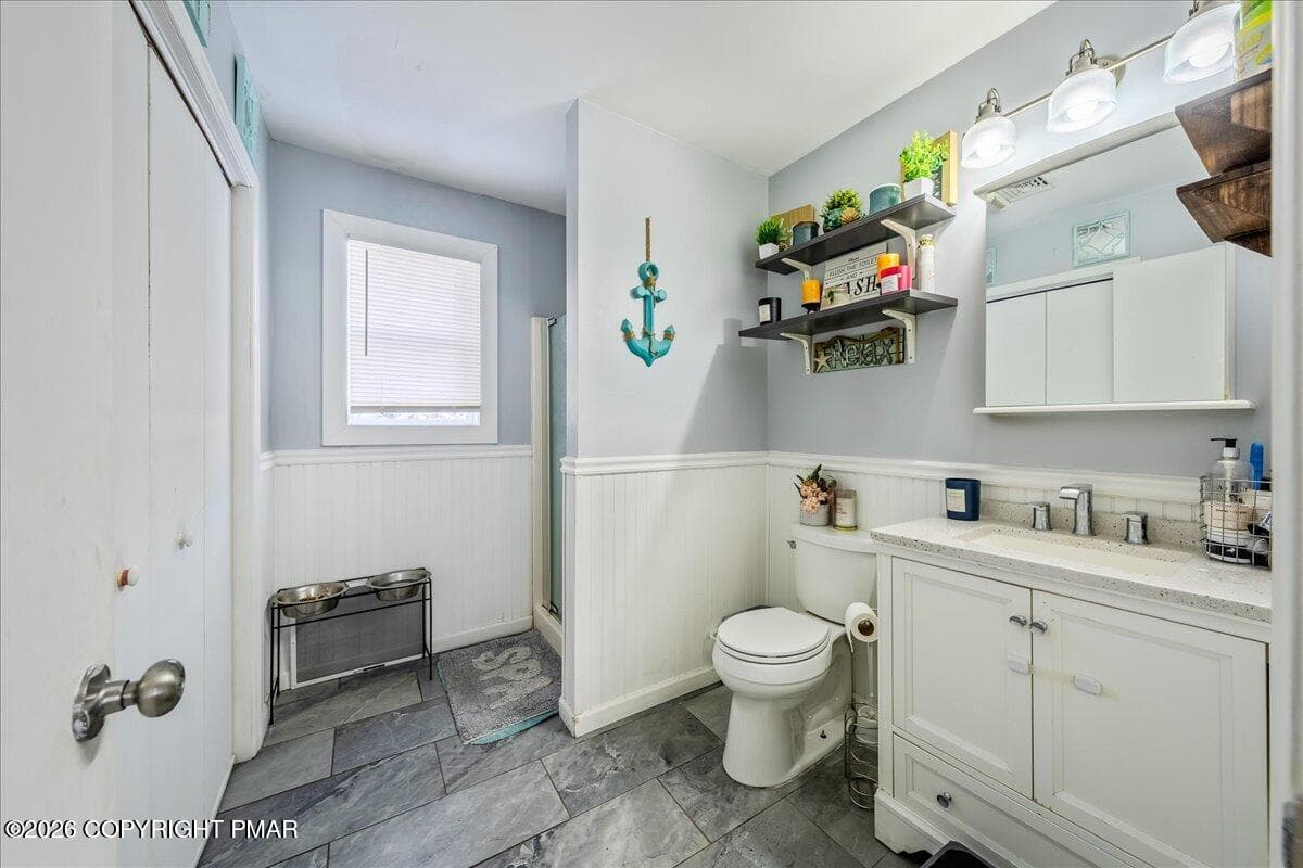 Full Bath - 2731 Bonnyview Lane, Tobyhanna, PA 18466, Tobyhanna