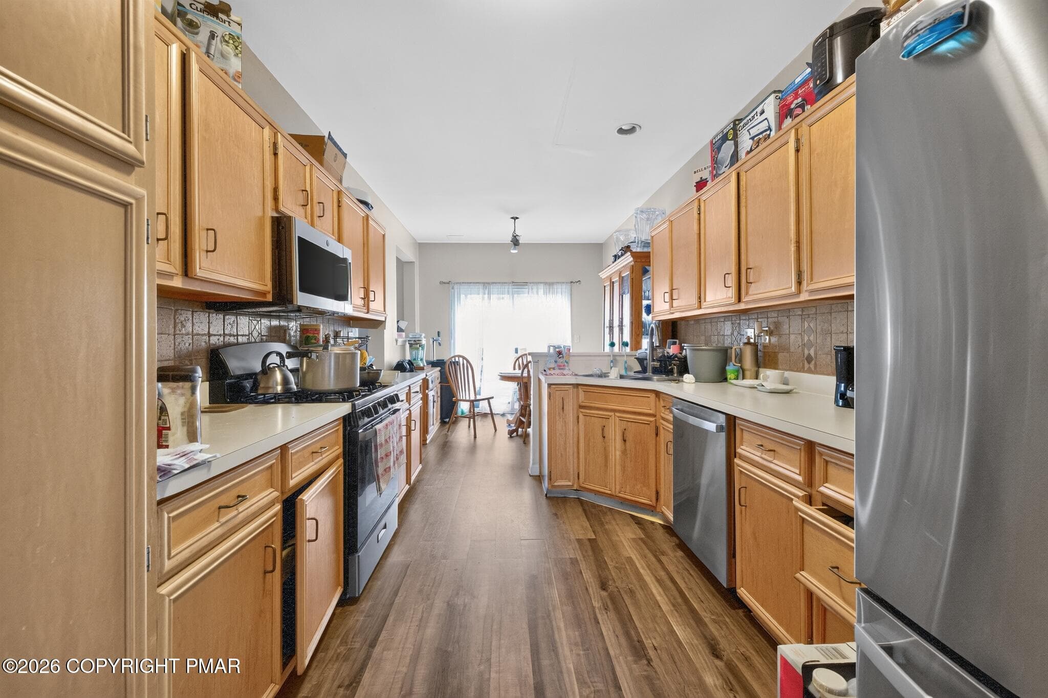10_142_Willow_Dr-Kitchen-9506 - 142 Willow Drive, Easton, PA 18045, Easton