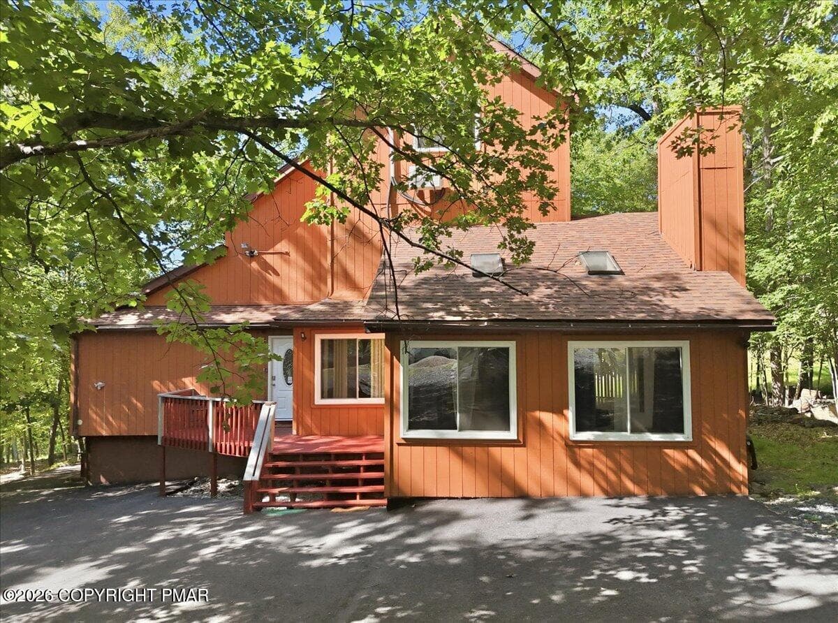 Front Exterior - 184 Cambridge Court, Bushkill, PA 18324, Bushkill