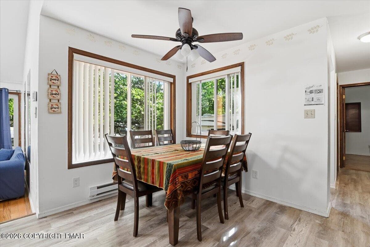 Dining Area - 184 Cambridge Court, Bushkill, PA 18324, Bushkill