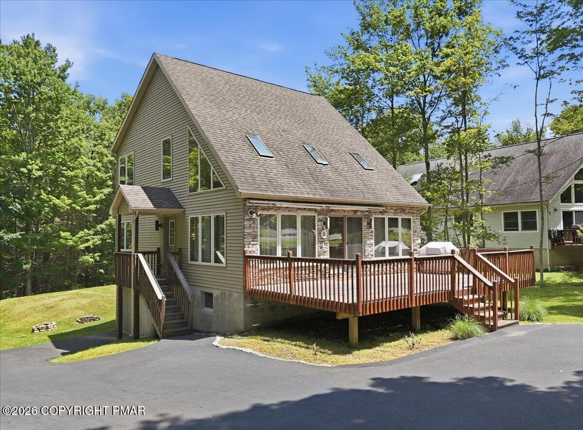 06-060_dji_fly_20260629_124622_0350_1782 - 123 Wallenpaupack Drive, Greentown, PA 18426