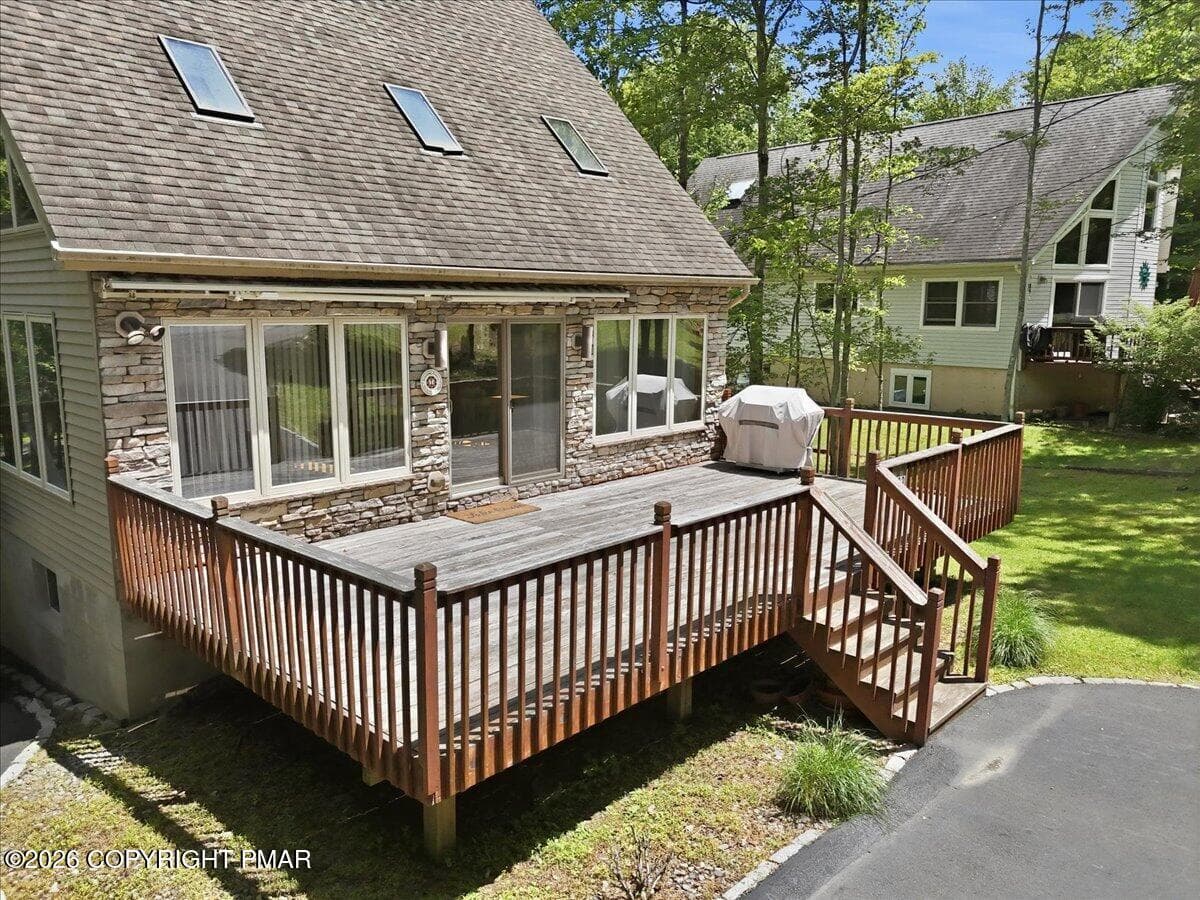 60-057_dji_fly_20260629_124528_0347_1782 - 123 Wallenpaupack Drive, Greentown, PA 18426