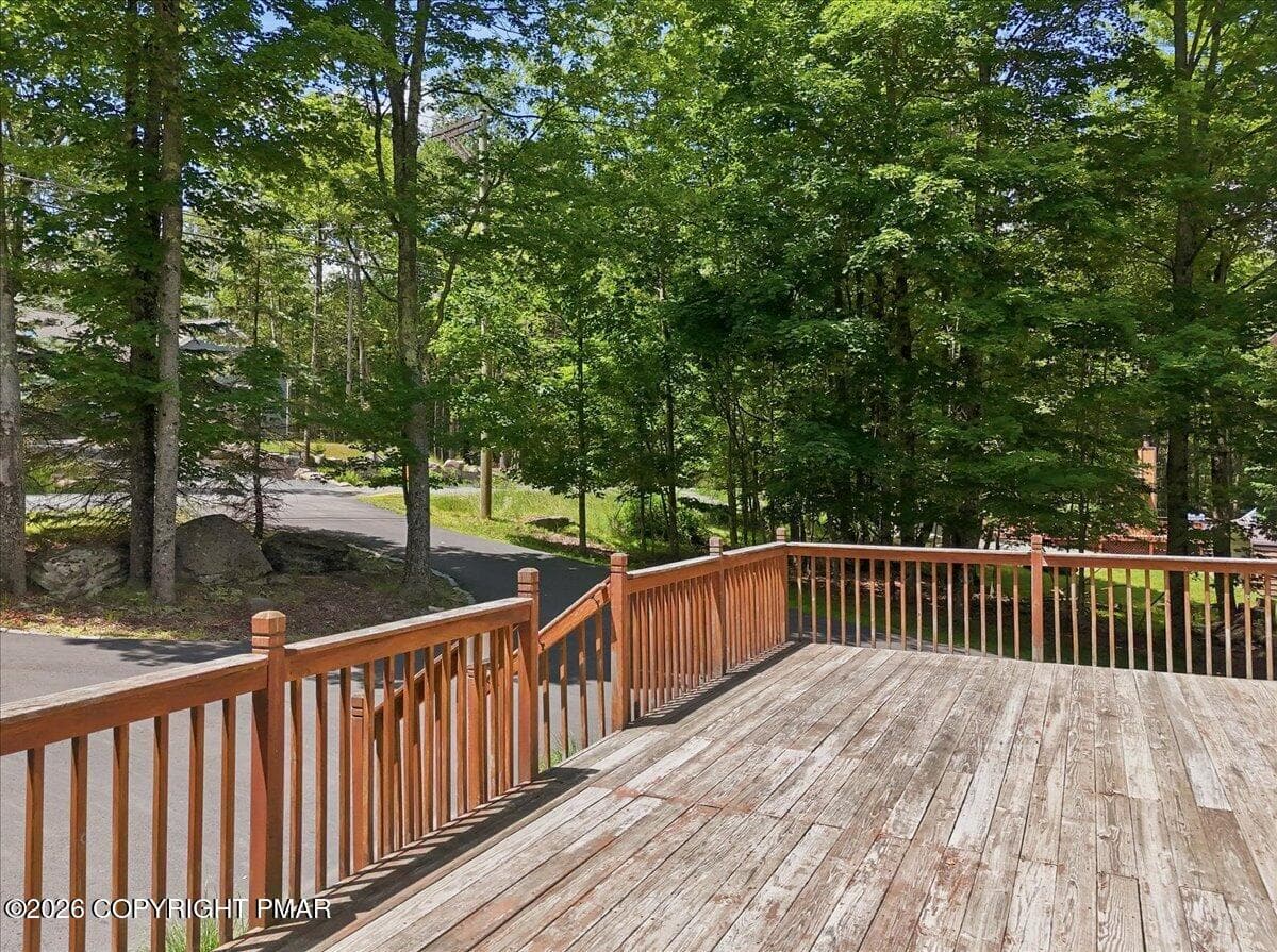 62-059_dji_fly_20260629_124558_0349_1782 - 123 Wallenpaupack Drive, Greentown, PA 18426