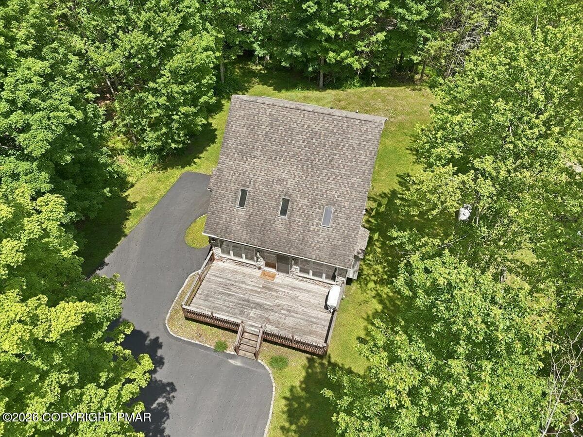 69-078_dji_fly_20260629_125230_0368_1782 - 123 Wallenpaupack Drive, Greentown, PA 18426