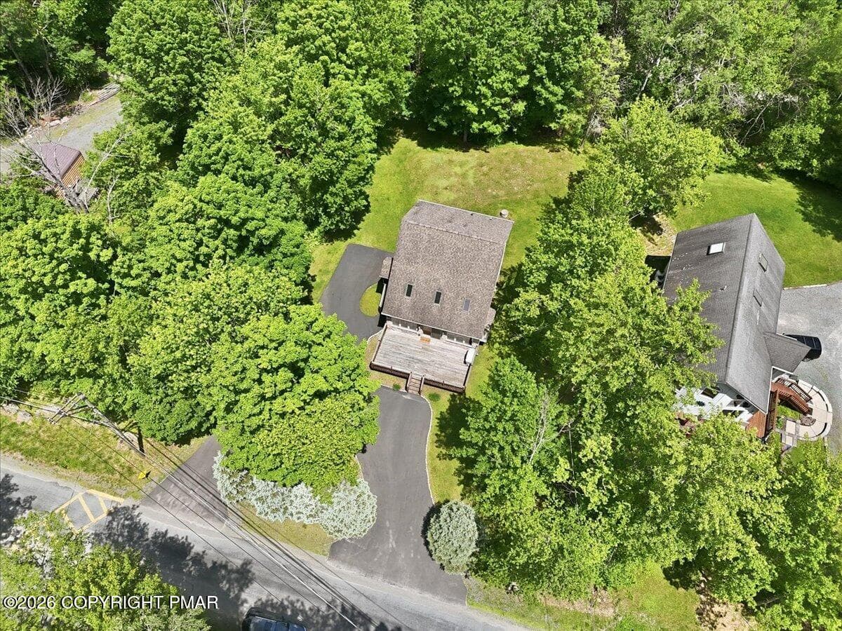 71-070_dji_fly_20260629_124958_0360_1782 - 123 Wallenpaupack Drive, Greentown, PA 18426