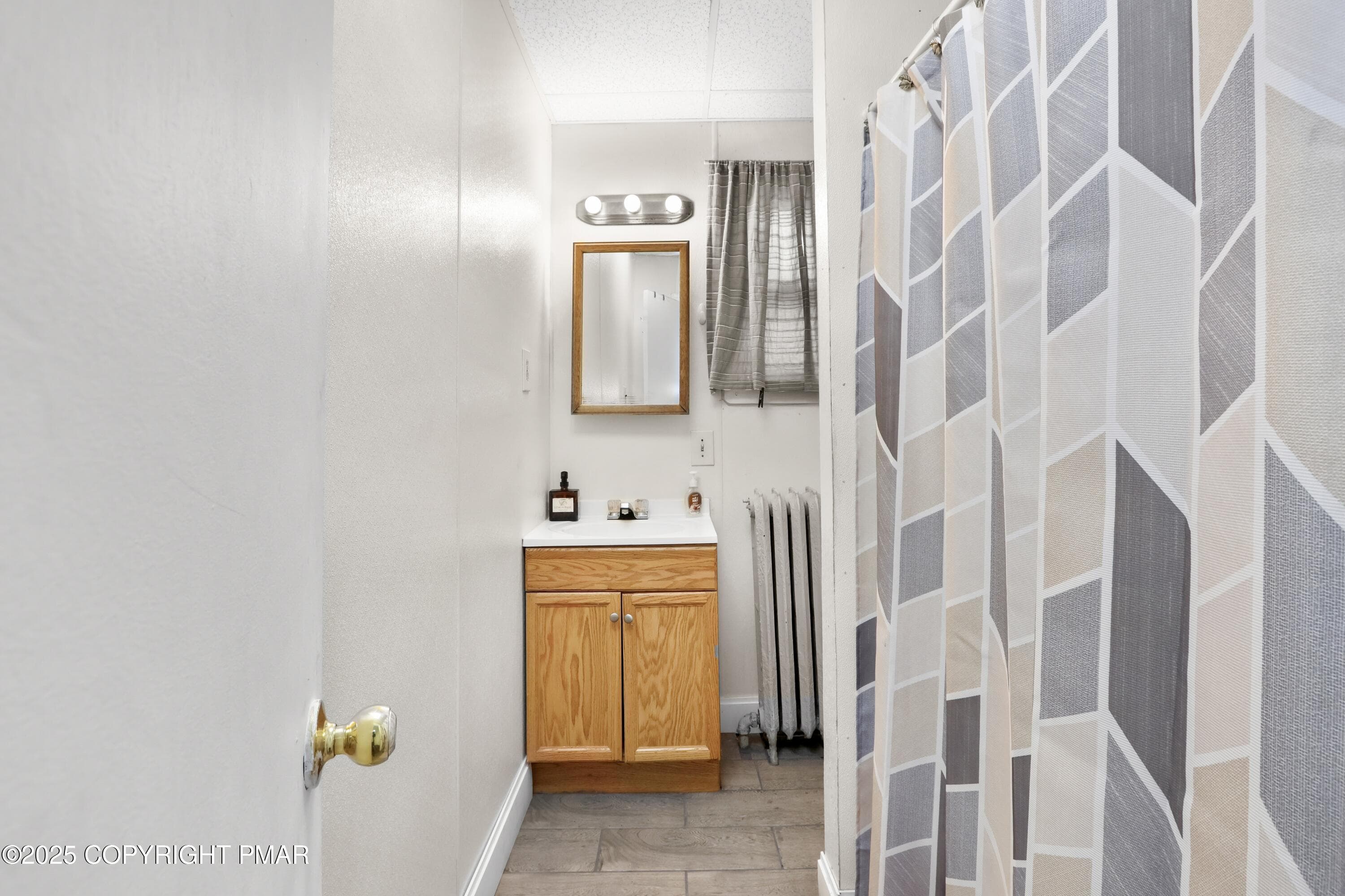 095A4640 - 127 S Broad Street, Nazareth, PA 18064, Nazareth