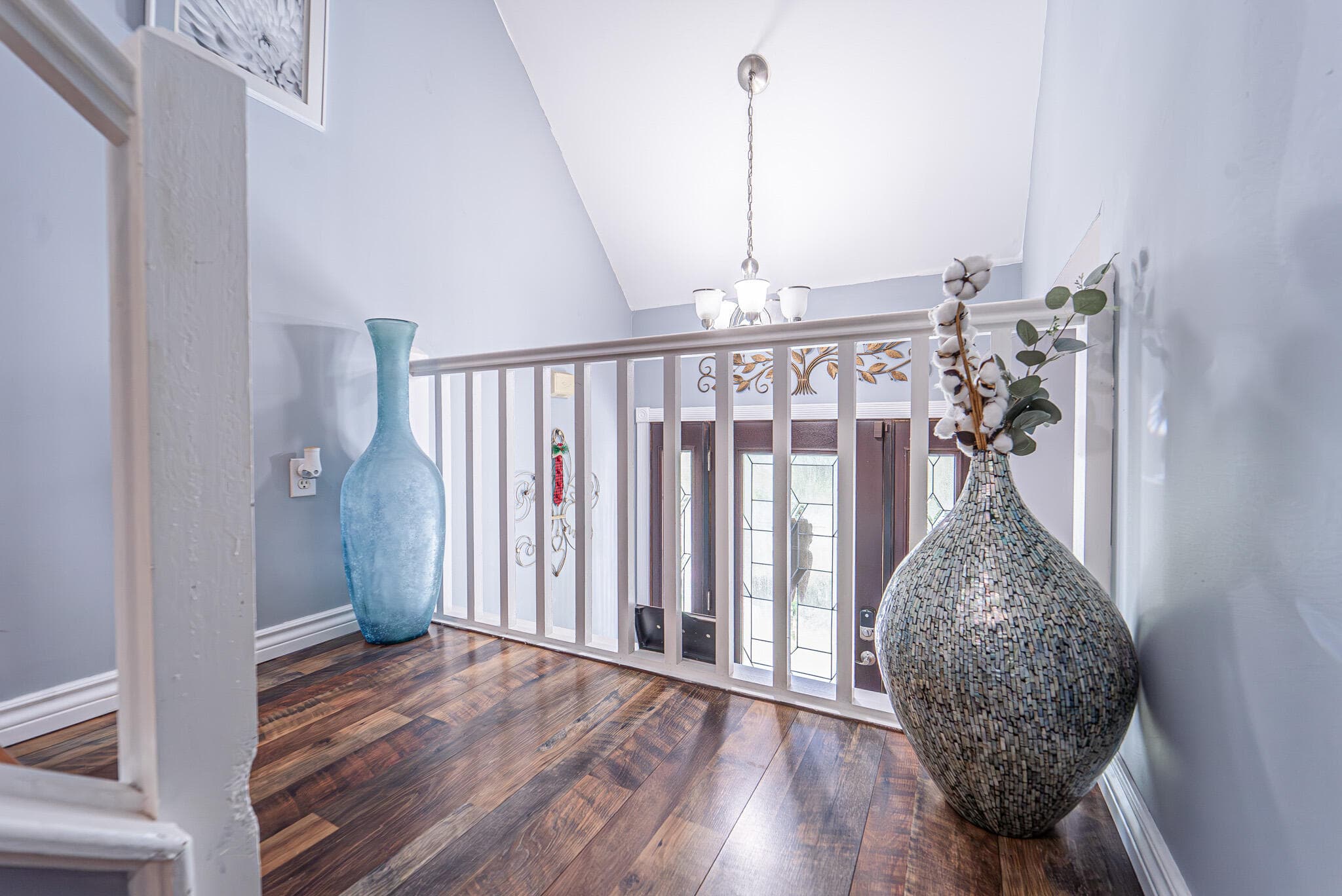 Hallway Decor - 6435 Marvin Gardens, Tobyhanna, PA 18466, Tobyhanna