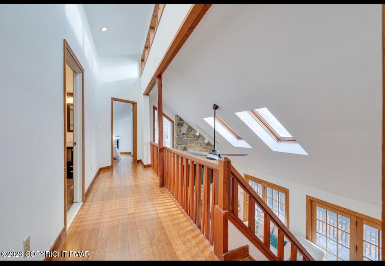 29 - hallway - 123 Banbury Drive, Bushkill, PA 18324, Bushkill