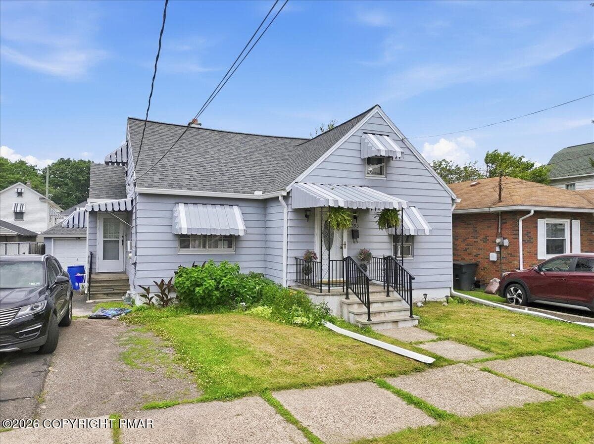 05-041_dji_fly_20260630_124440_0374_1782 - 293 Lyndwood Avenue, Hanover Township, PA 18706, Hanover Township