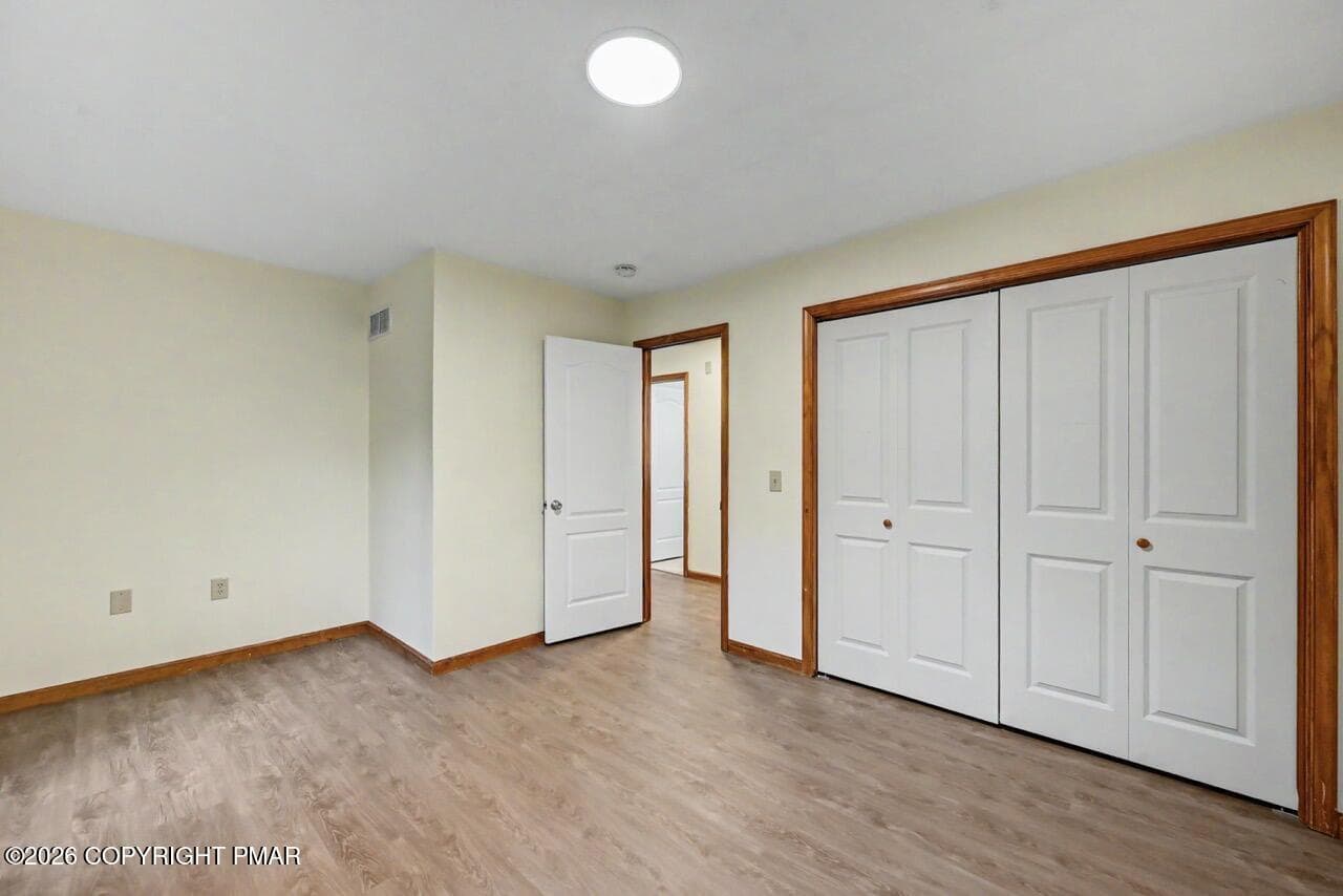 Den/Office w/Spacious Closet - 564 Cayuga Drive, Tobyhanna, PA 18466