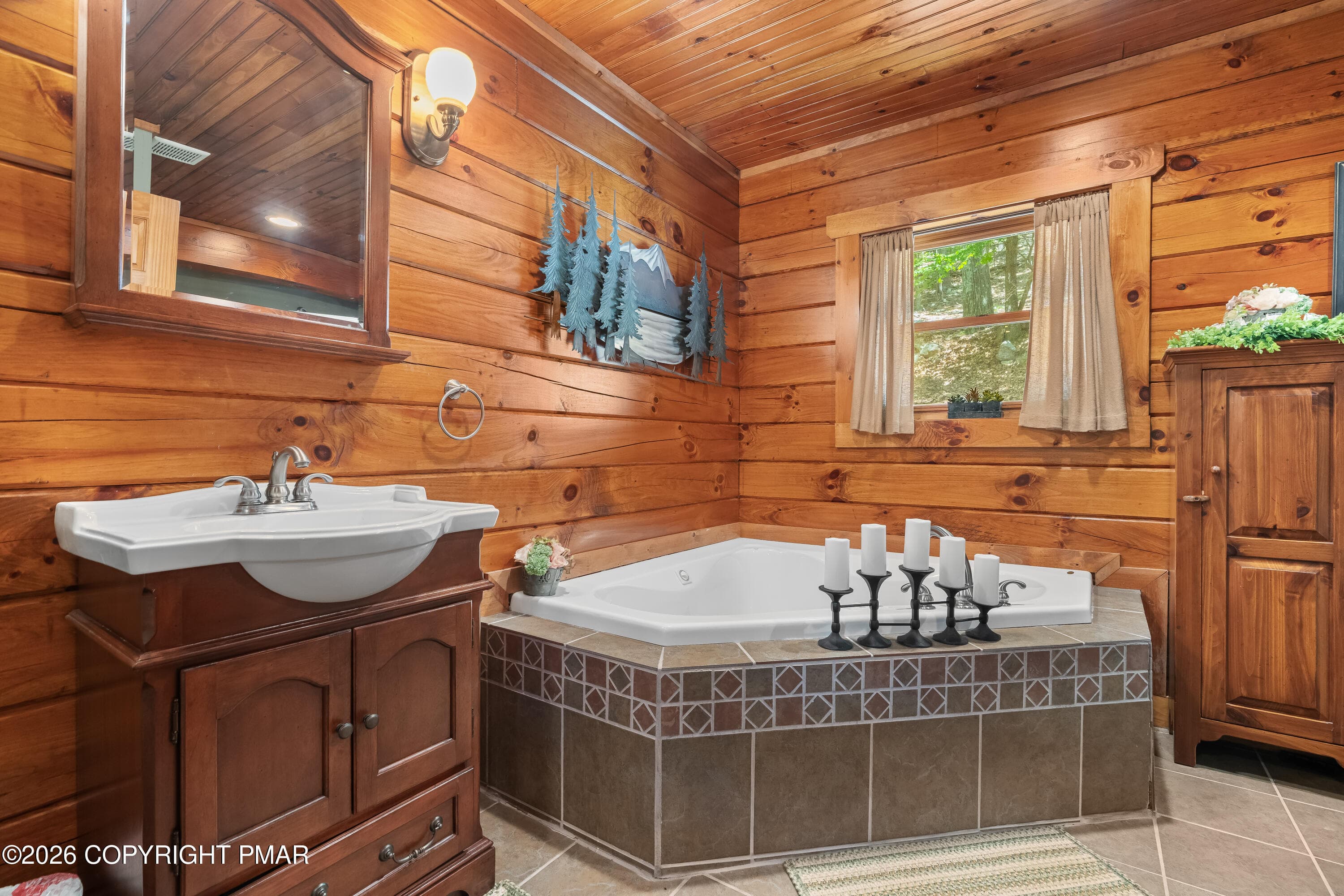 _DJF7017 - 150 N Iroquois Circle, Hazleton, PA 18202