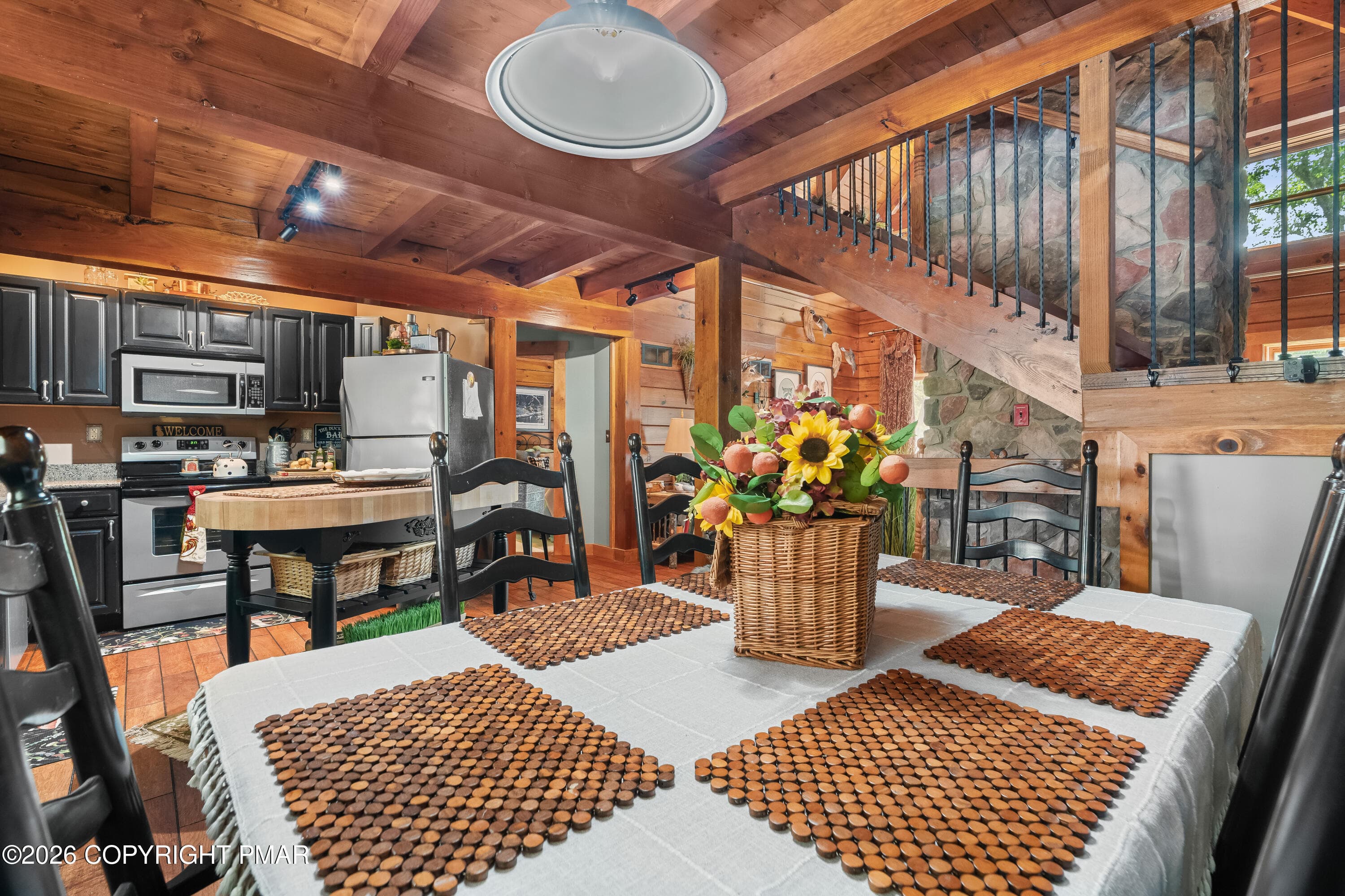 _DJF7049 - 150 N Iroquois Circle, Hazleton, PA 18202