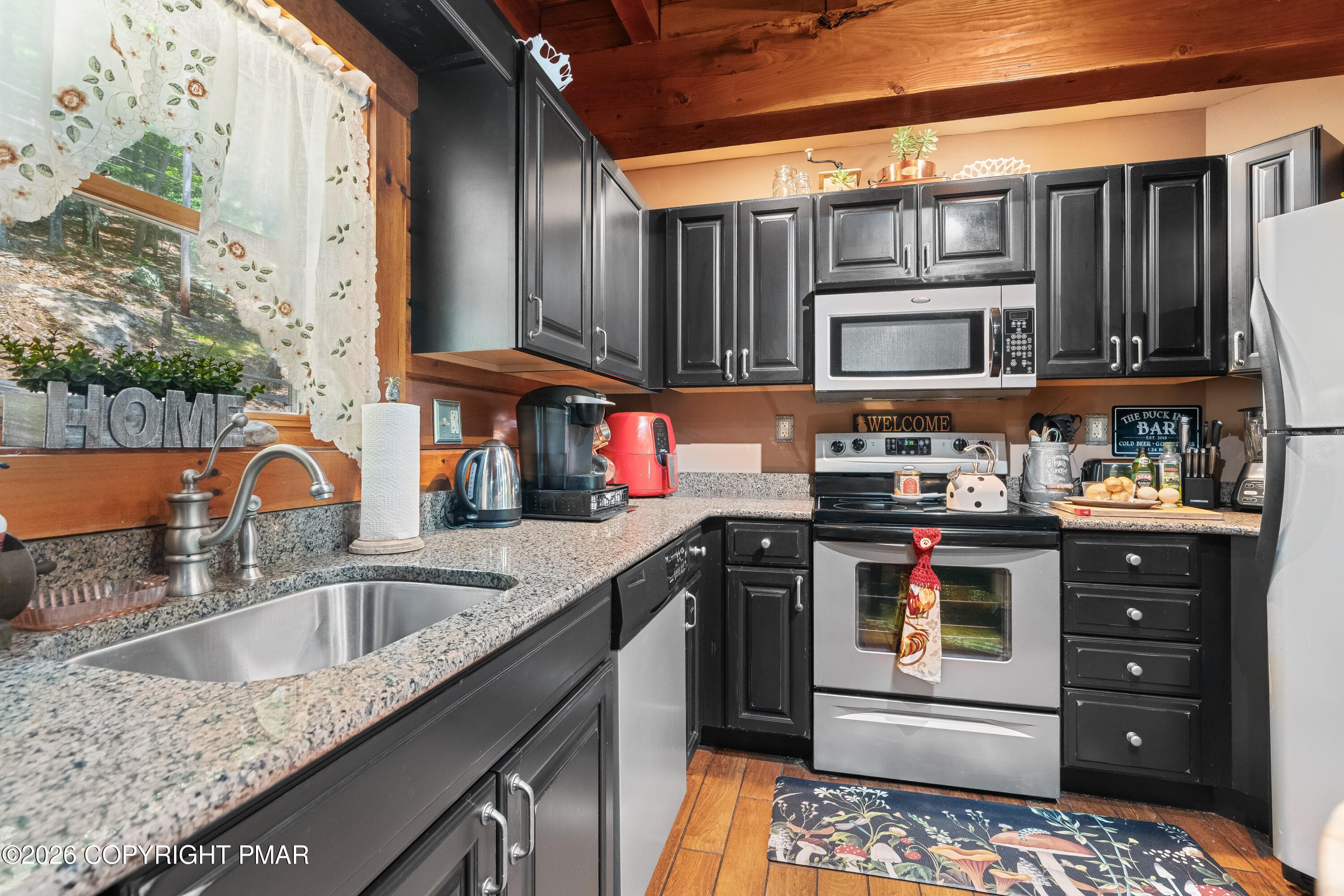 _DJF7037 - 150 N Iroquois Circle, Hazleton, PA 18202