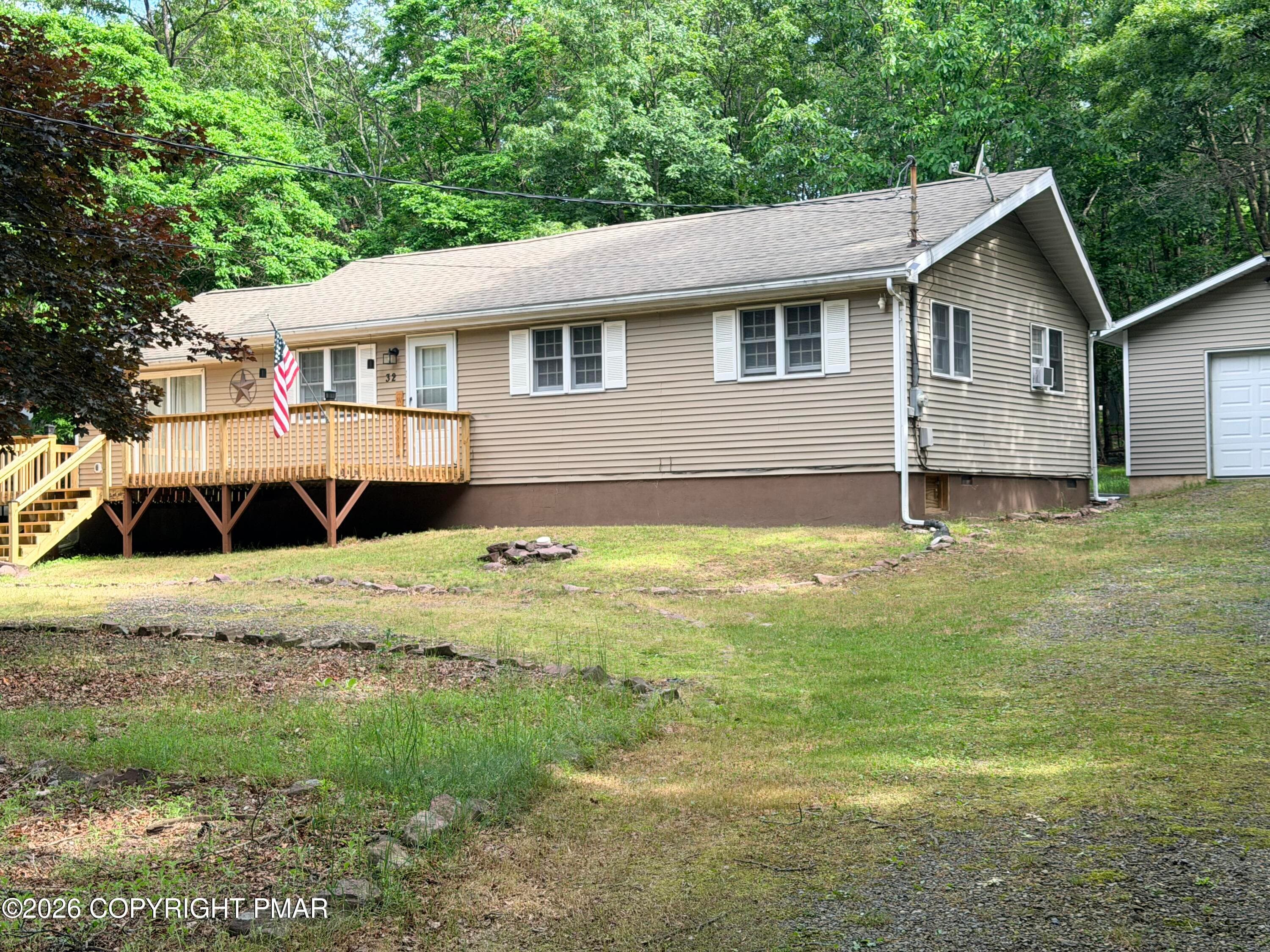 Street View - 32 Shawnee Trail, Albrightsville, PA 18210, Albrightsville