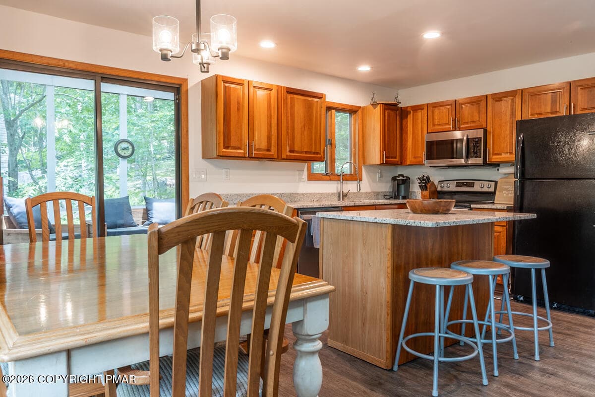 6255 Decker Rd (MLS)-09 - 6255 Decker Road, Bushkill, PA 18324, Bushkill