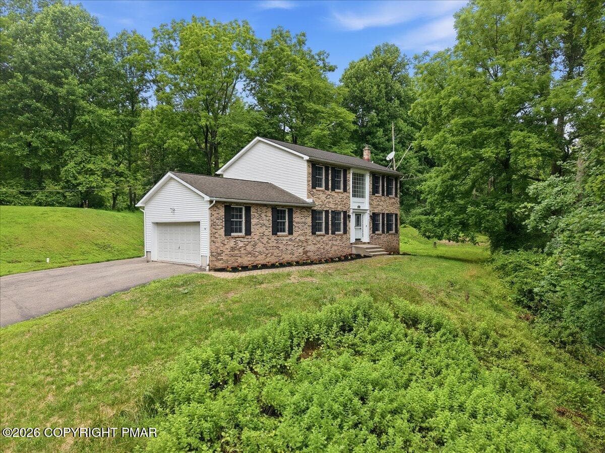 Welcome to 112 Red Cherry Ln - 112 Red Cherry Lane, Stroudsburg, PA 18360, Stroudsburg