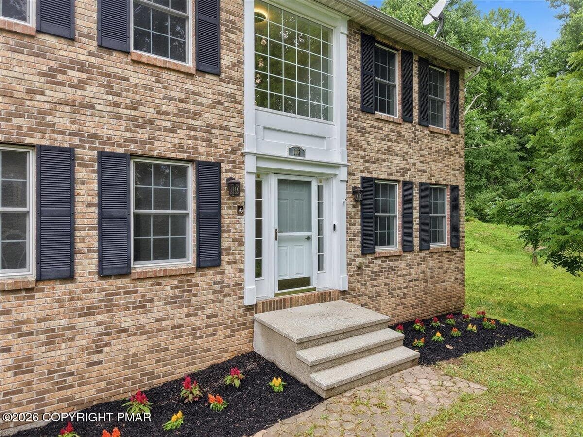 Welcome to 112 Red Cherry Ln - 112 Red Cherry Lane, Stroudsburg, PA 18360, Stroudsburg