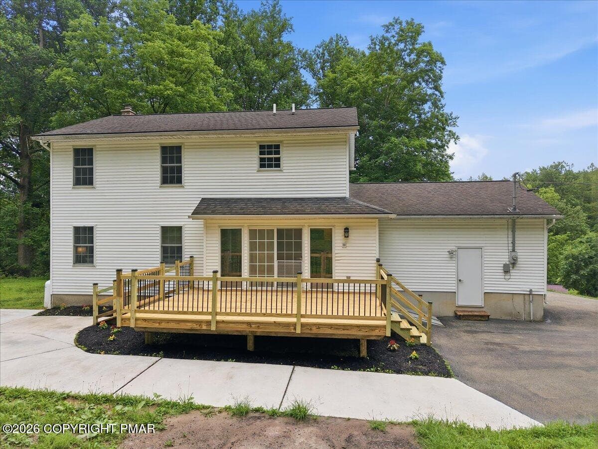 Welcome to 112 Red Cherry Ln - 112 Red Cherry Lane, Stroudsburg, PA 18360, Stroudsburg