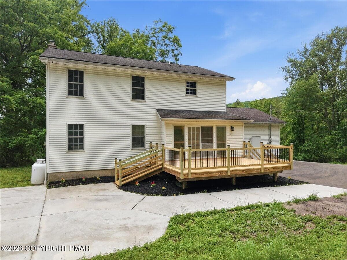Welcome to 112 Red Cherry Ln - 112 Red Cherry Lane, Stroudsburg, PA 18360, Stroudsburg