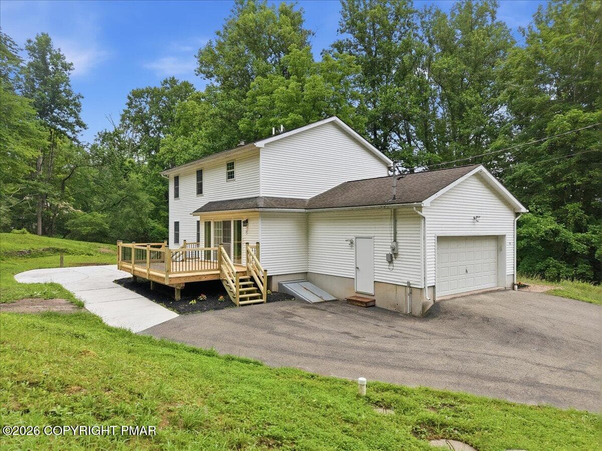 Back of house - 112 Red Cherry Lane, Stroudsburg, PA 18360, Stroudsburg
