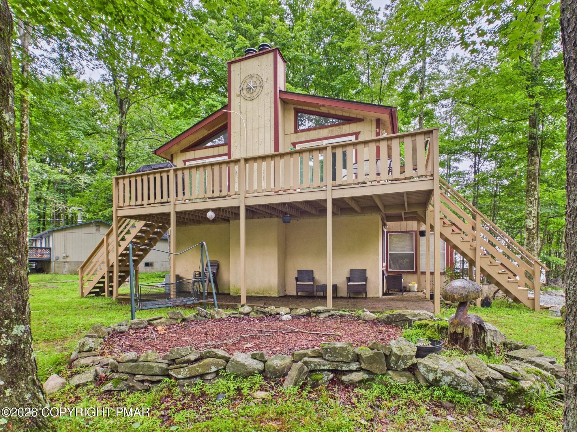 2060 Lehigh Drive, Pocono Lake, PA 18347