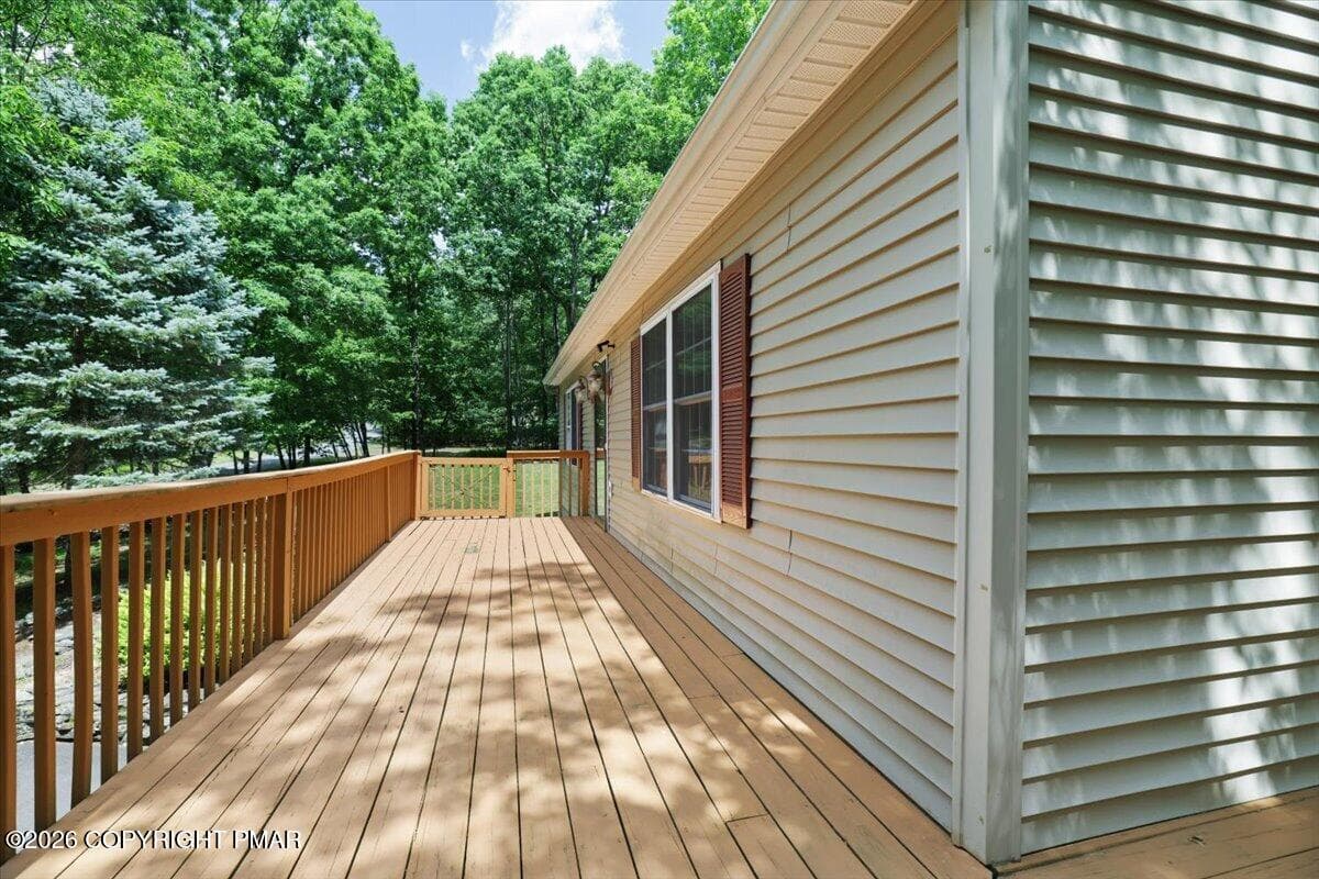 37-Deck - 30 Juniper Way, Hawley, PA 18428, Hawley