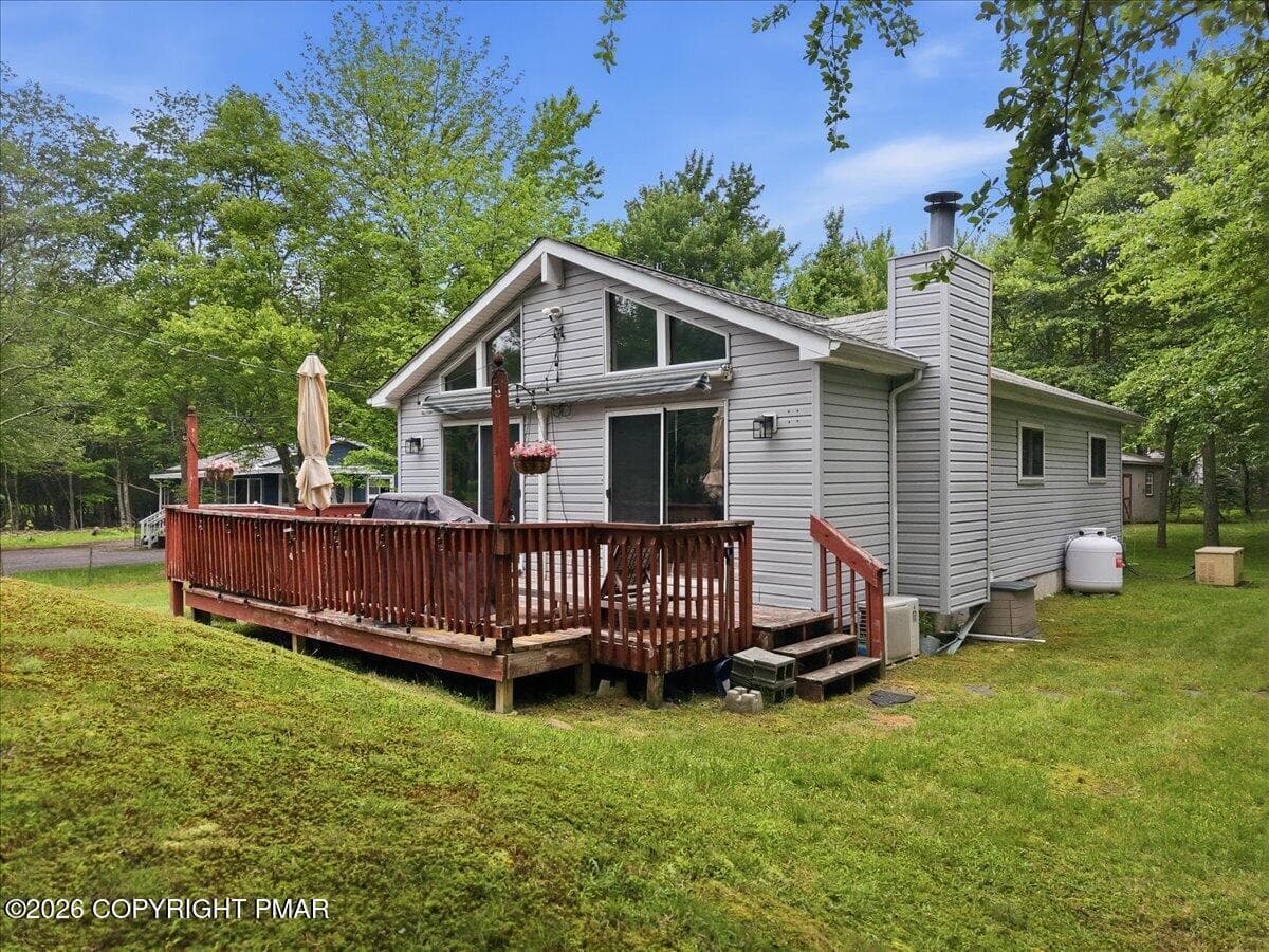10 Lenape Trail, Albrightsville, PA 18210