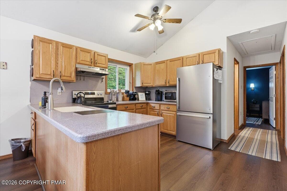 Kitchen - 10 Lenape Trail, Albrightsville, PA 18210, Albrightsville
