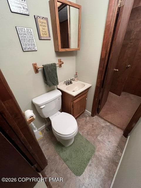 Jack n Jill Half Bath - 10 Tamarack Drive, Gouldsboro, PA 18424, Gouldsboro
