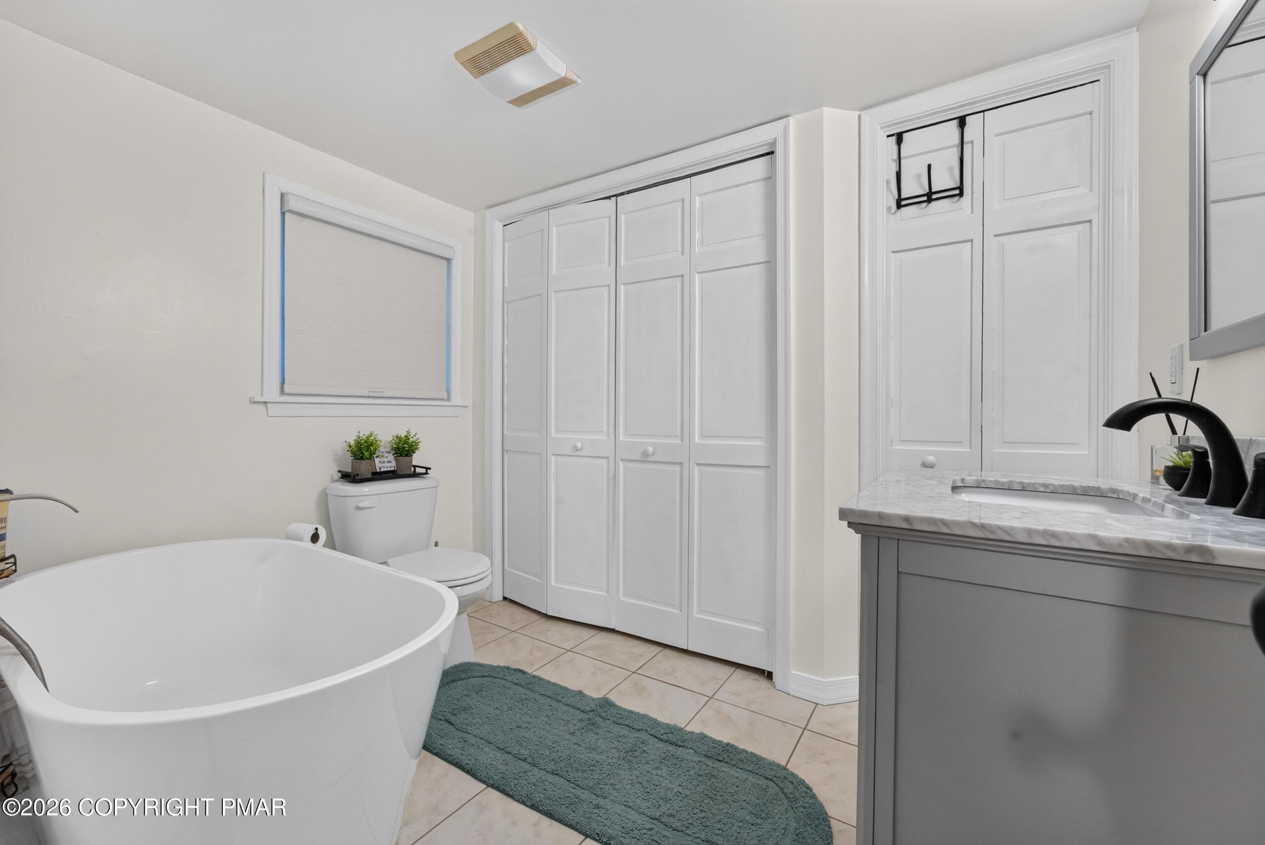 Main Bath & Laundry - 457 Mountain Road, Albrightsville, PA 18210, Albrightsville