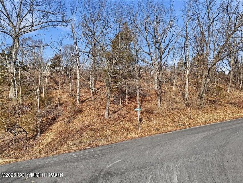 520 Edgemont Road, Stroudsburg, PA 18360