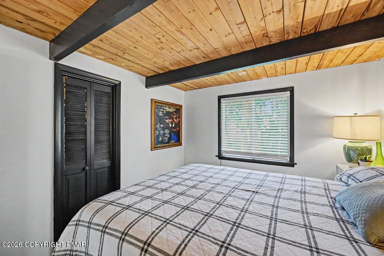 1st Floor Bedroom w/ Backyard View - 1717 Rolling Hills Drive, Tobyhanna, PA 18466, Tobyhanna