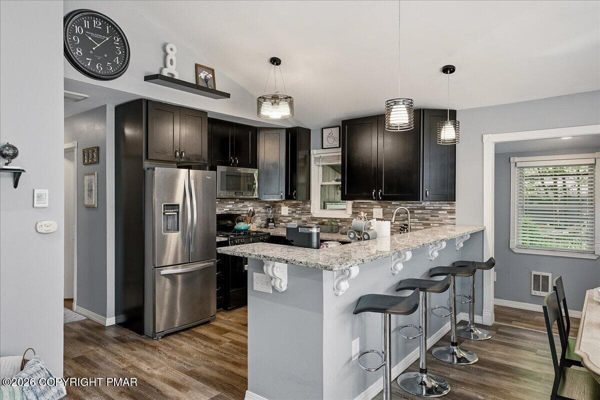 Eat-in-Kitchen - 1739 Rolling Hills Drive, Tobyhanna, PA 18466