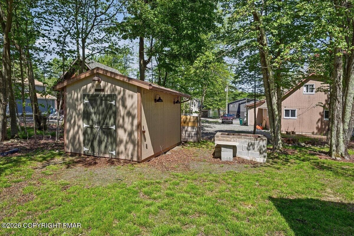 Shed - 1739 Rolling Hills Drive, Tobyhanna, PA 18466