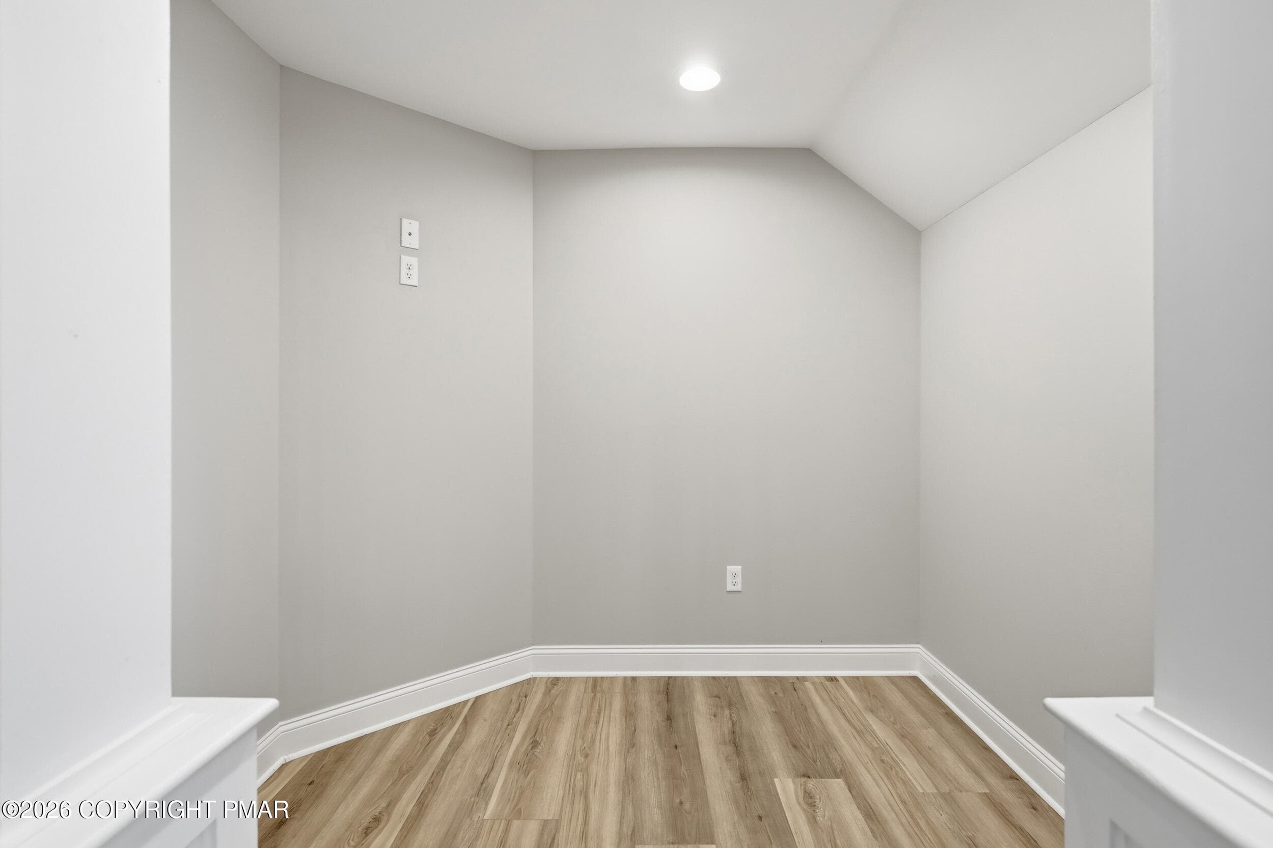 52_int 51 - 55 Island Court, Easton, PA 18042, Easton