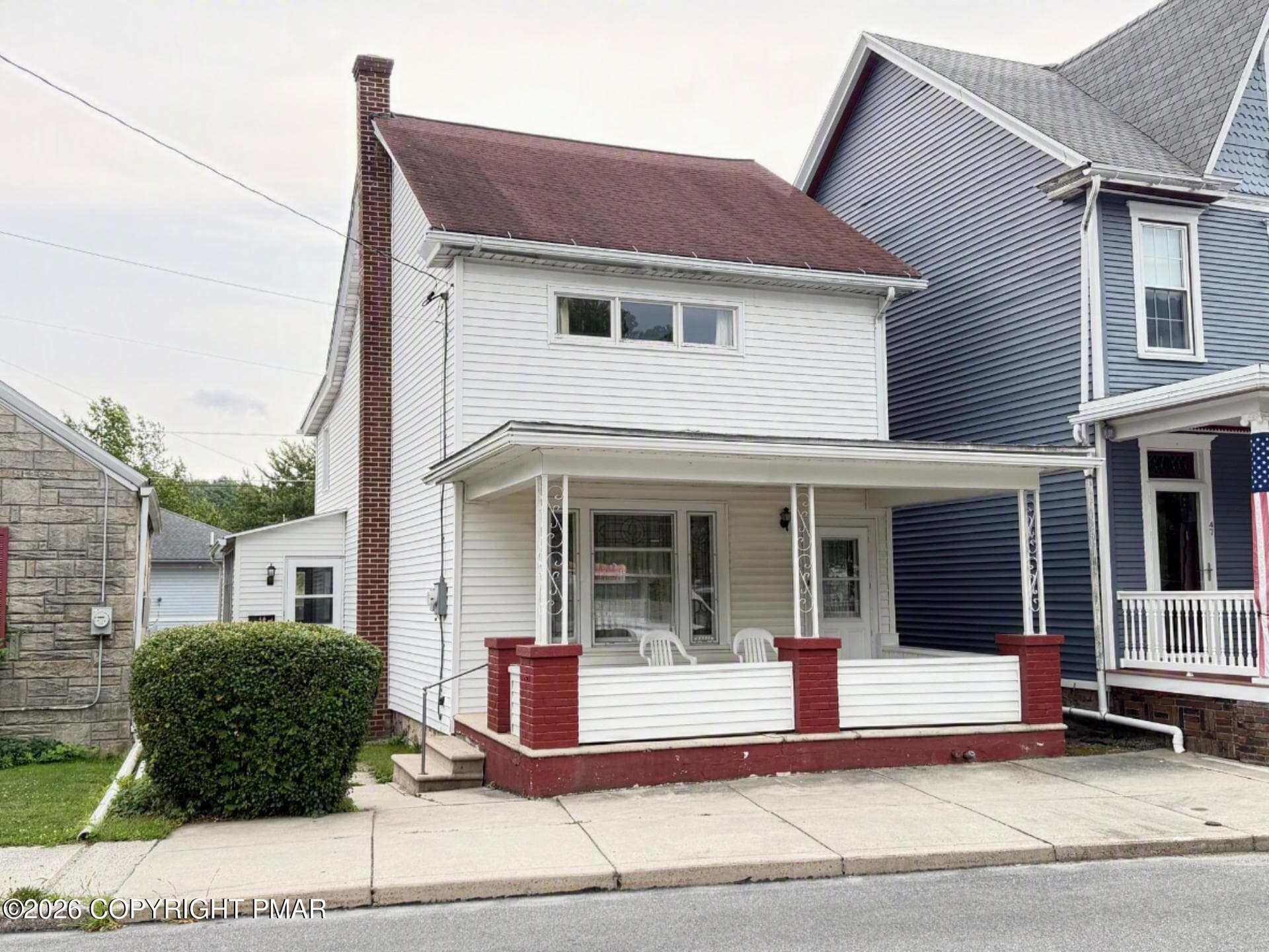 45 W Holland Street, Summit Hill, PA 18250