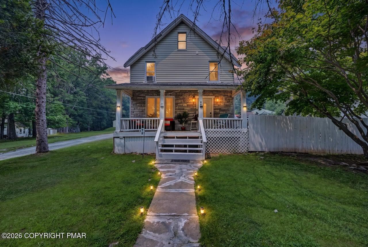 98 Fairview Avenue, Mount Pocono, PA 18344