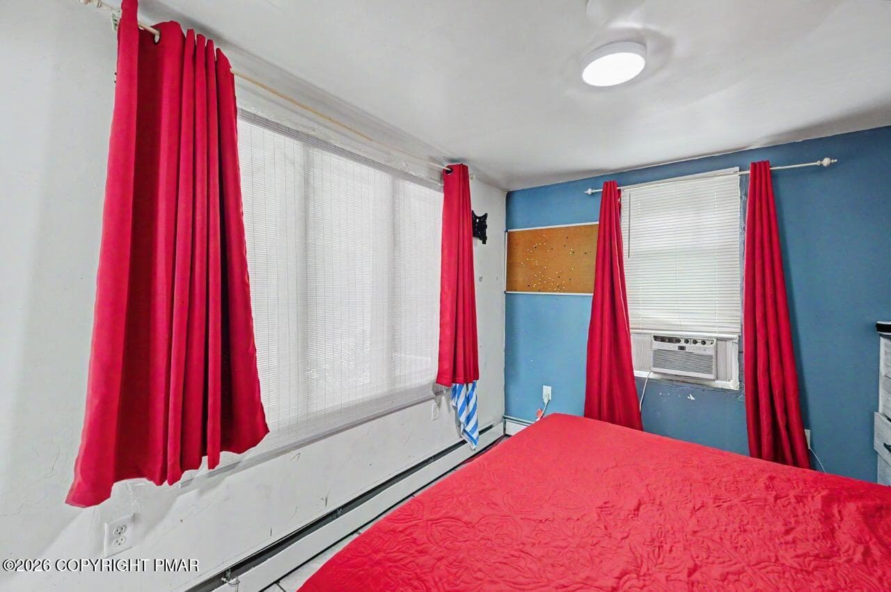 98 Fairview Ave 23 Large - 98 Fairview Avenue, Mount Pocono, PA 18344, Mount Pocono